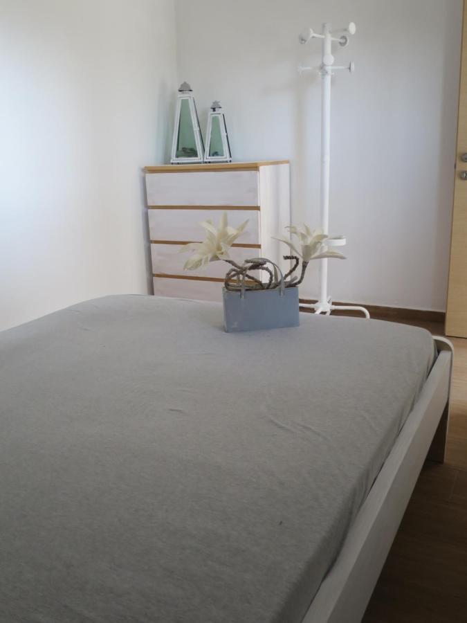 Guesthouse With Garden 코모티니 외부 사진