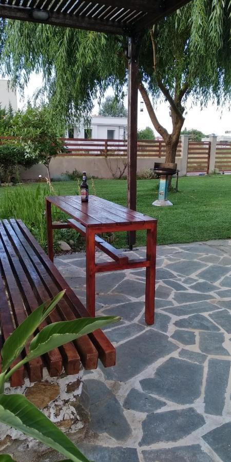 Guesthouse With Garden 코모티니 외부 사진